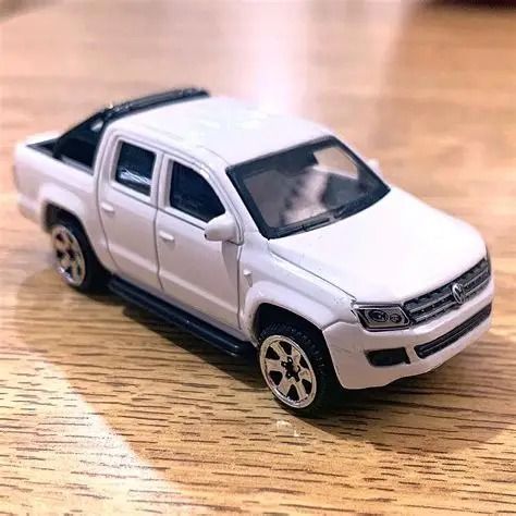 VOLKSWAGEN AMAROK CALIFORNIA MINIS CAL82205- CALIFORNIA TOY
